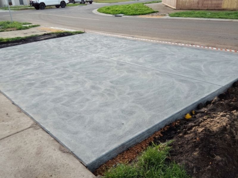 concrete driveway crossover construction